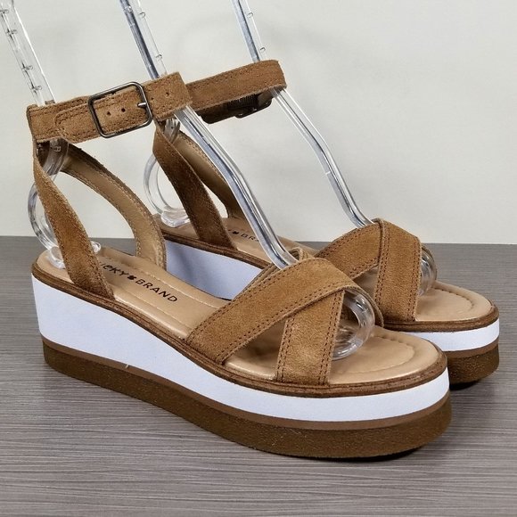 Lucky Brand Tan Platform Sandals - Picture 1 of 13